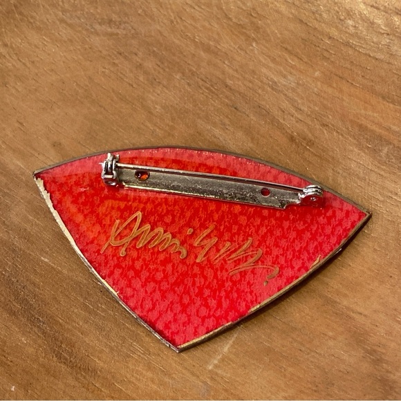 Retro Artist Signed Mixed Pattern Mixed Medium Triangle Brooch Gold Red Green - Picture 3 of 6